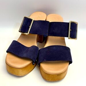 Avellini Navy Leather Wooden Heels Sandals Heels Size US 6.5 Made in Italy